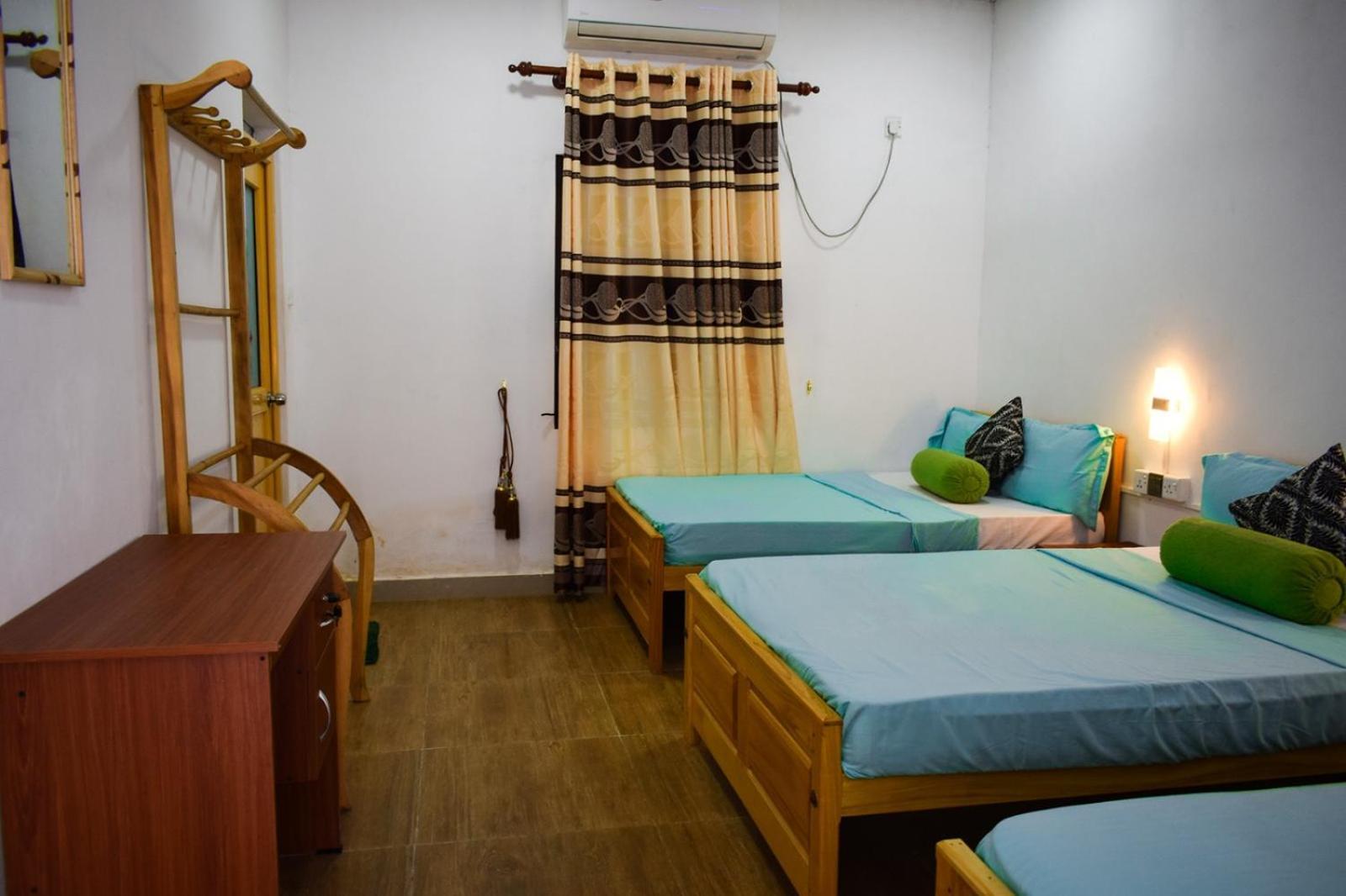 White Villa Hotel Trincomalee Buitenkant foto